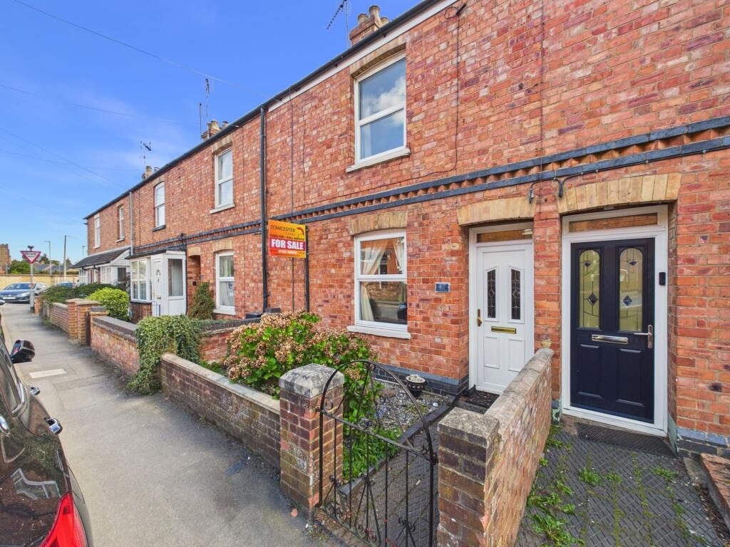 Property main image