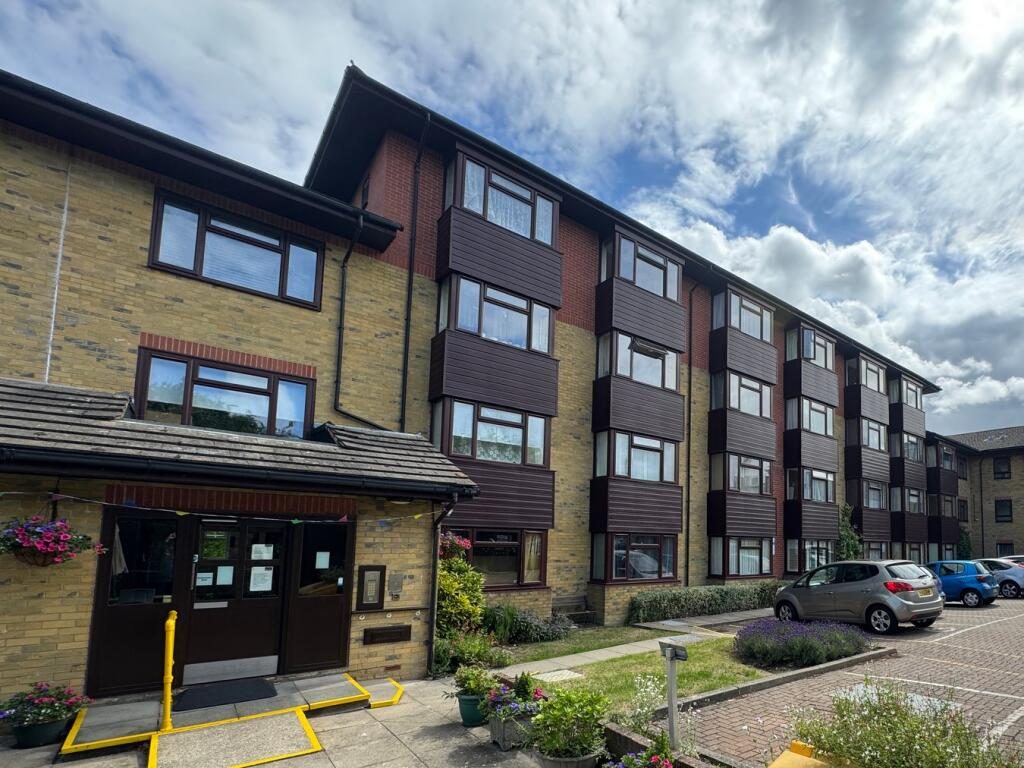 Property main image