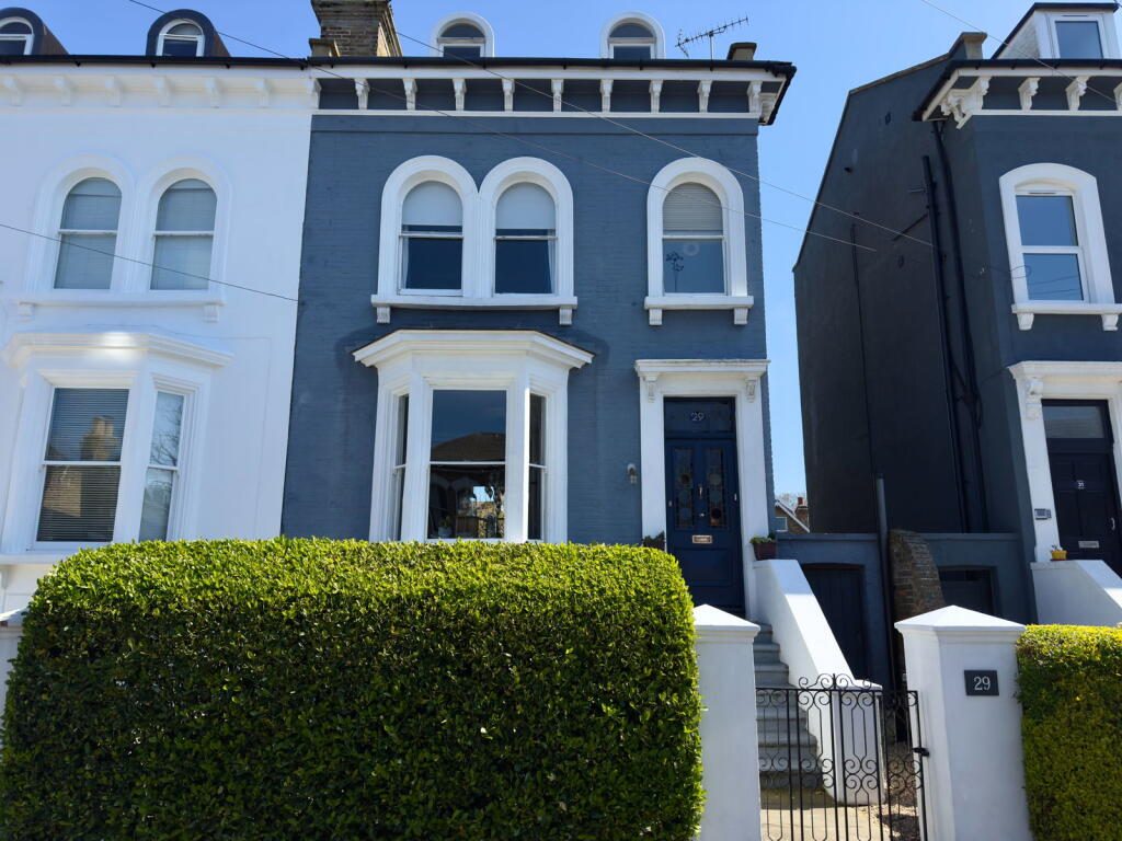 Property main image