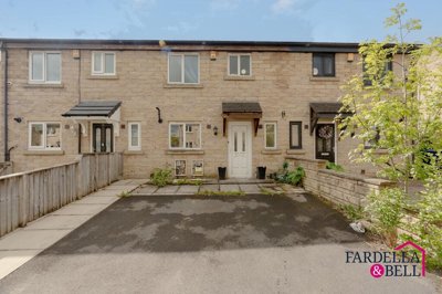 Property on Inglewhite Fold, BB12 7EF