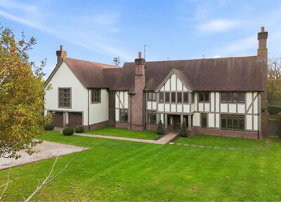 Property on Hereward Mount, CM4 9PS