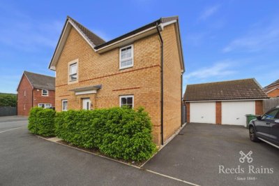Property on Red Admiral Road, S81 7TB
