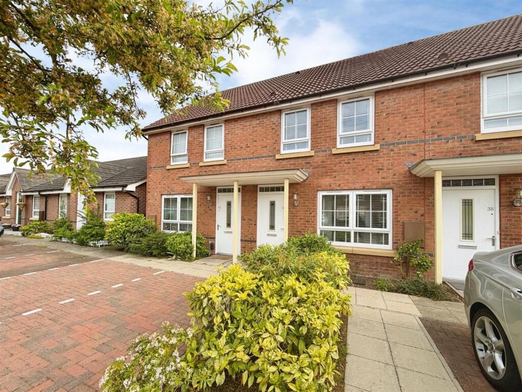 Property main image