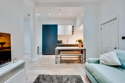 Maisonette