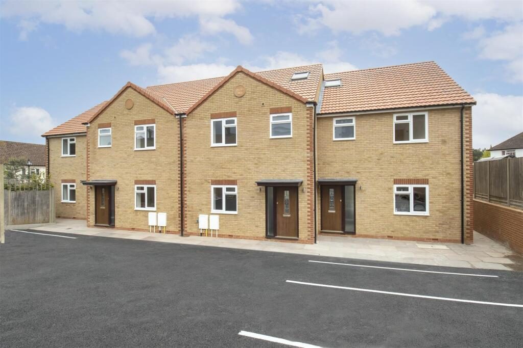 Terraced House