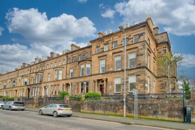 Property on Hyndland Road, G12 9UY