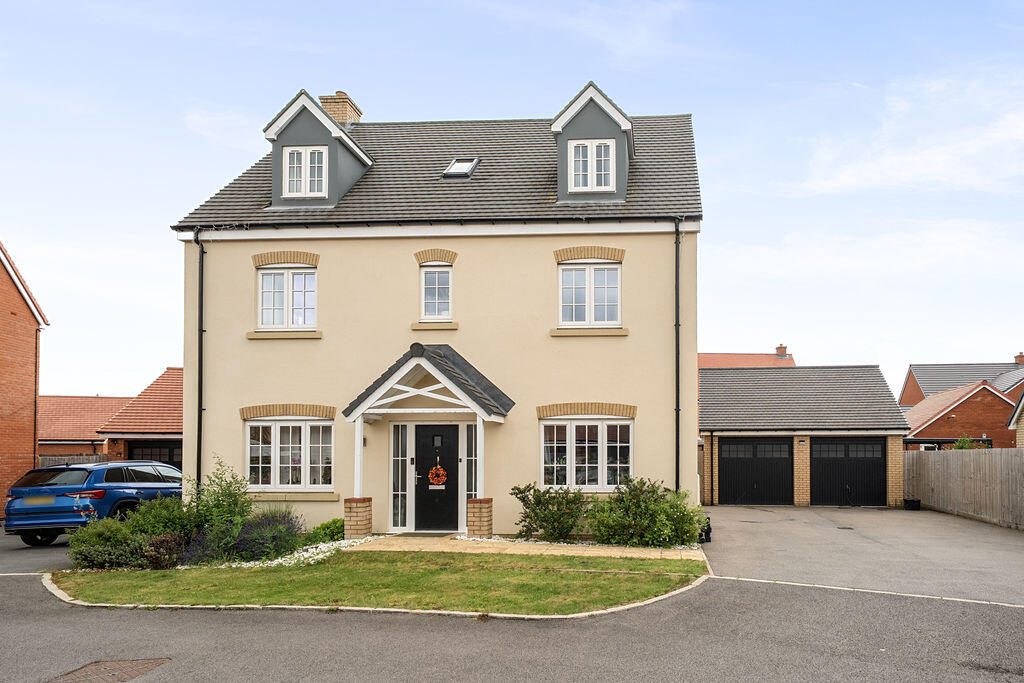 Property main image