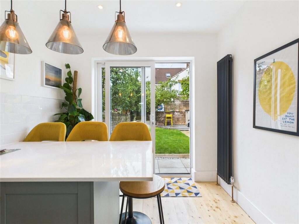 Terraced House