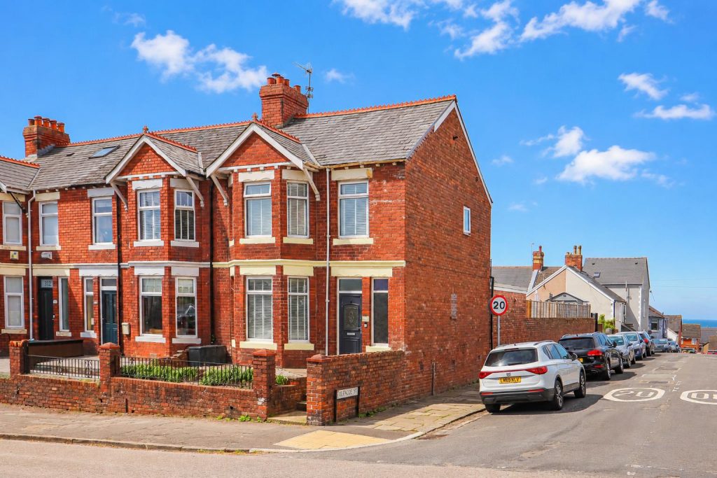 Terraced House