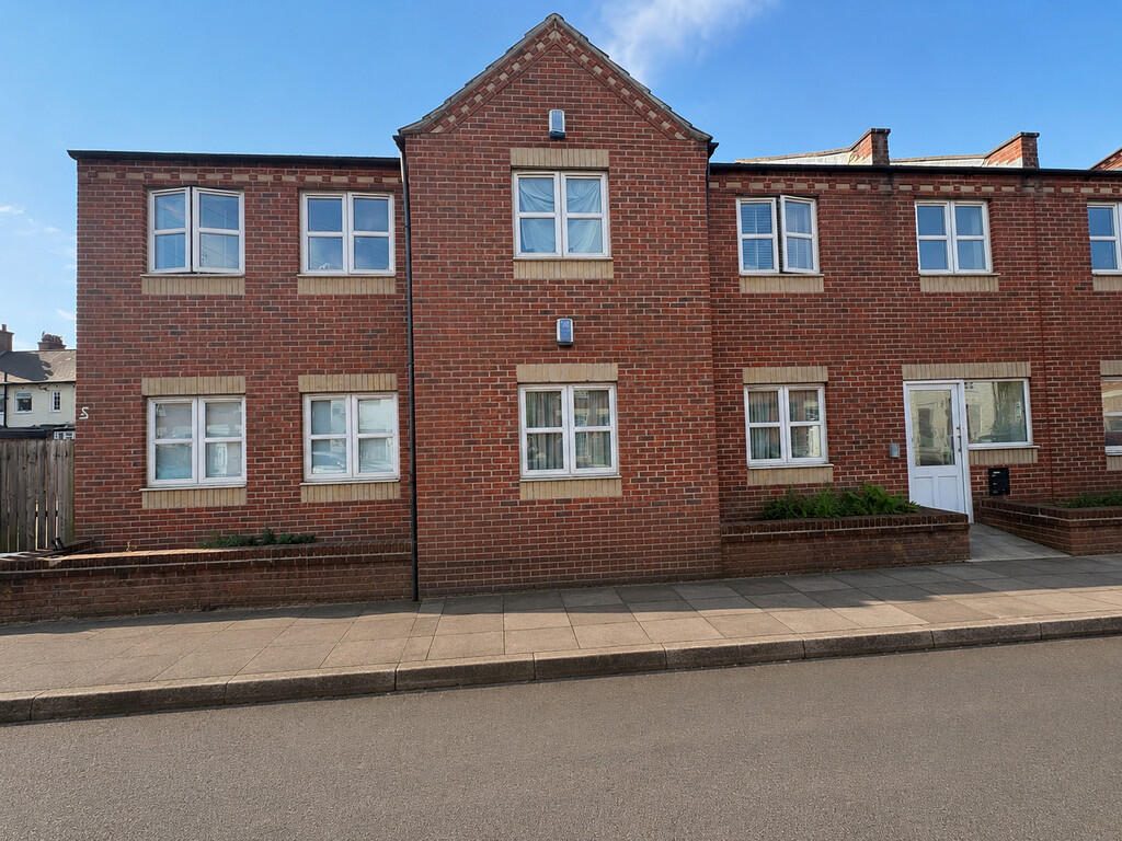 Property main image
