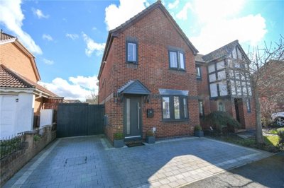 Property on Oakham Drive, CH46 6FF