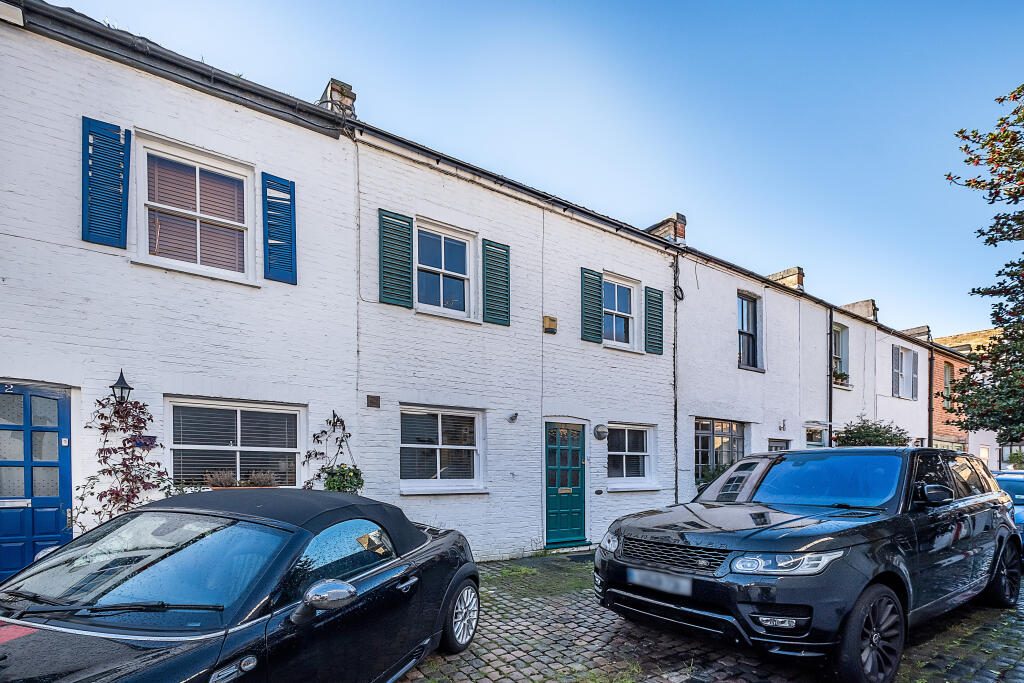 Terraced House