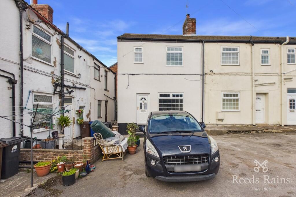 Terraced House