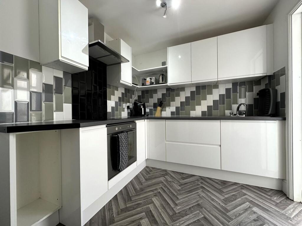 Terraced House