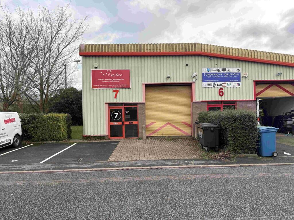 Distribution Warehouse