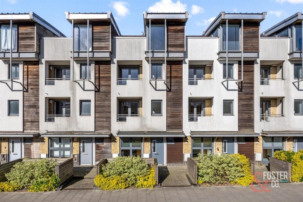 Terraced House