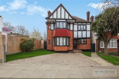 Property on Shirehall Park, NW4 2QN