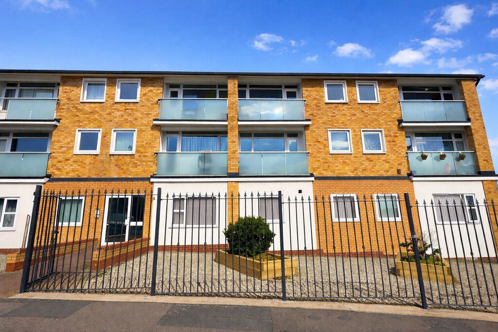 Property main image