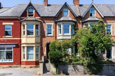 Property on Wallbridge, BA11 1QY