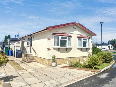 Property on The Close, PR3 1PL