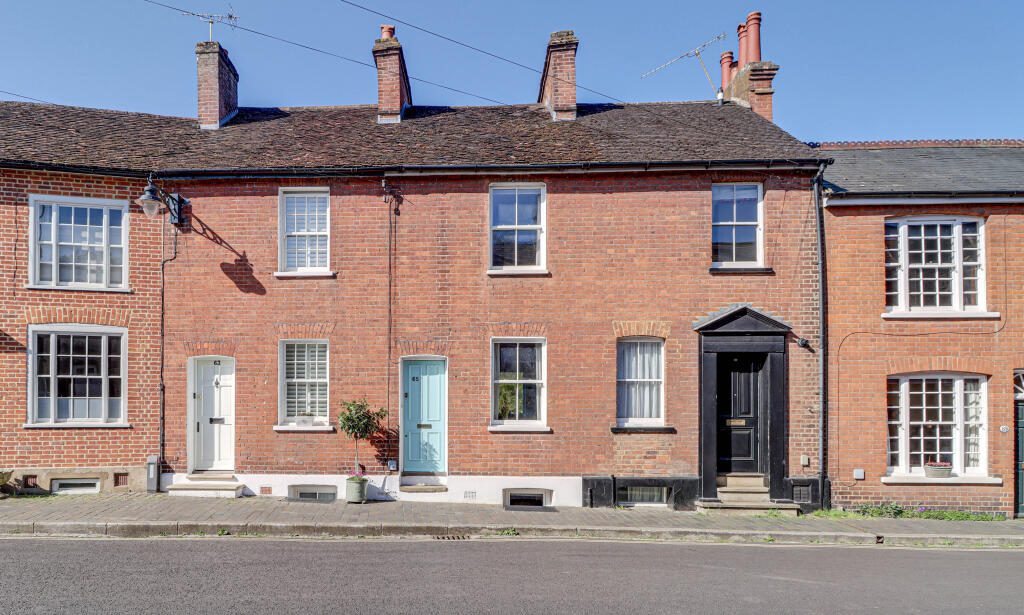 Terraced House