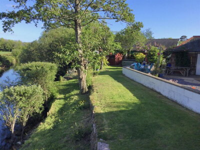 Property on CA19 1UH