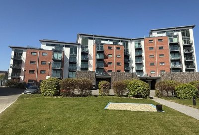 Property on PO12 1EN