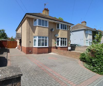 Property on Weaver Avenue, LL18 4HN