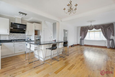Property on Melville Gardens, N13 6ET