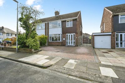 Property on Glencourse Road, WA8 9JE