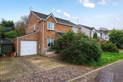 Property on Old Chapel Way, PL10 1HL