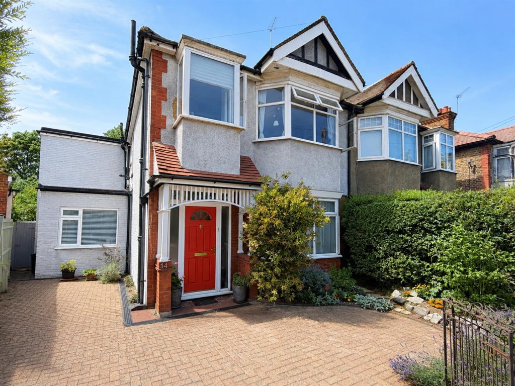 Property main image