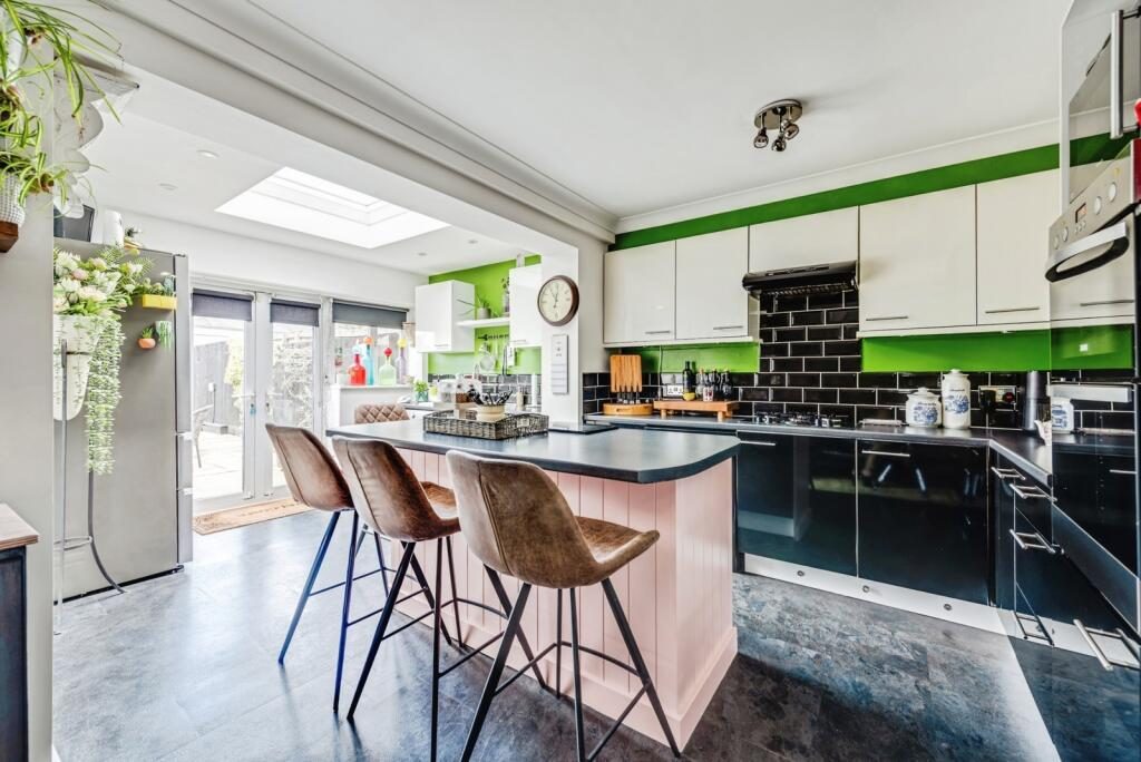 Terraced House