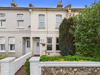 Property on Becket Road, BN14 7EX