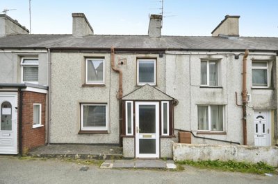 Property on Bryntirion, LL57 3NG