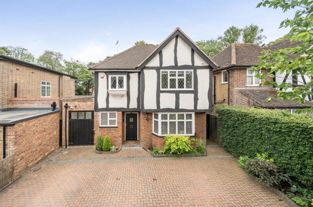 Property main image