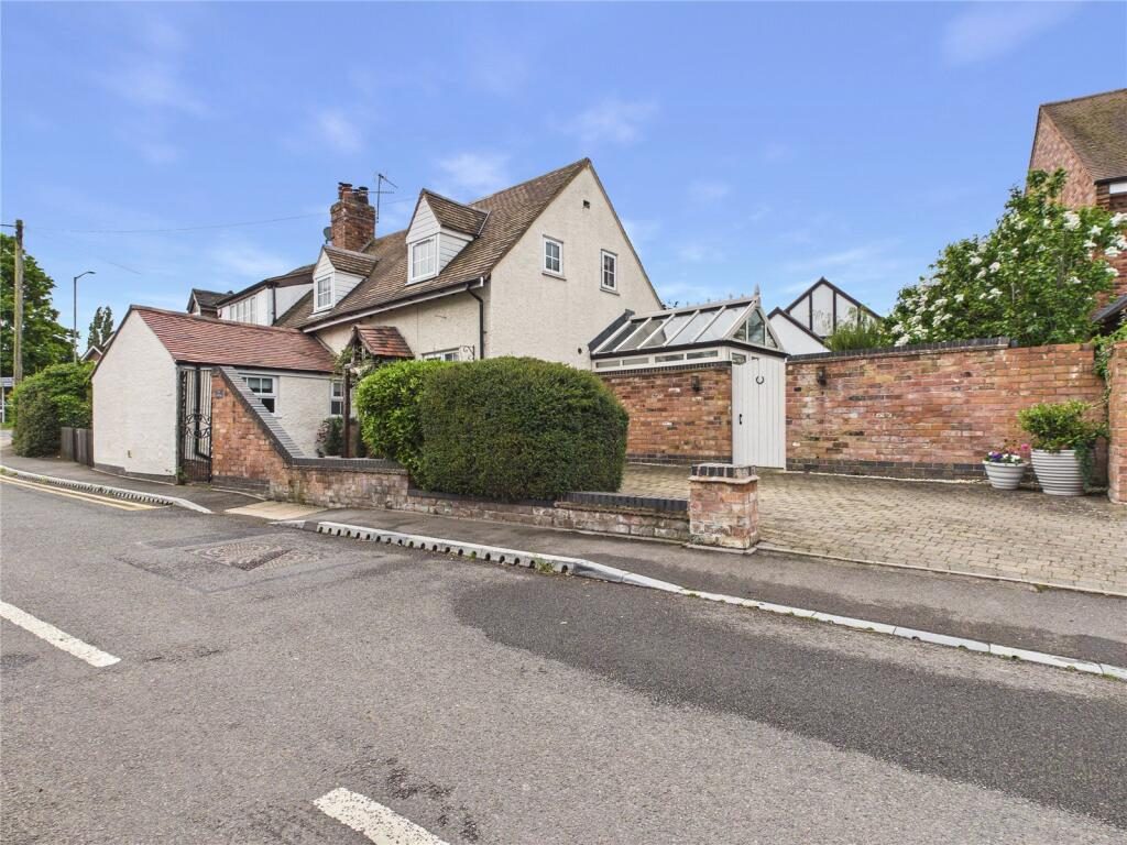 Property main image