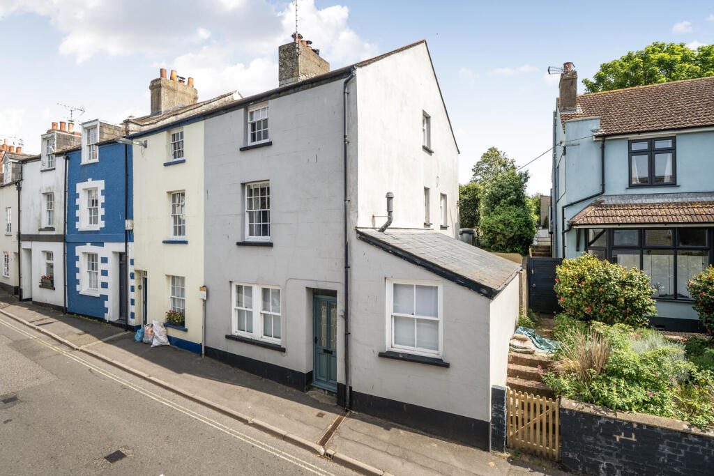 Terraced House