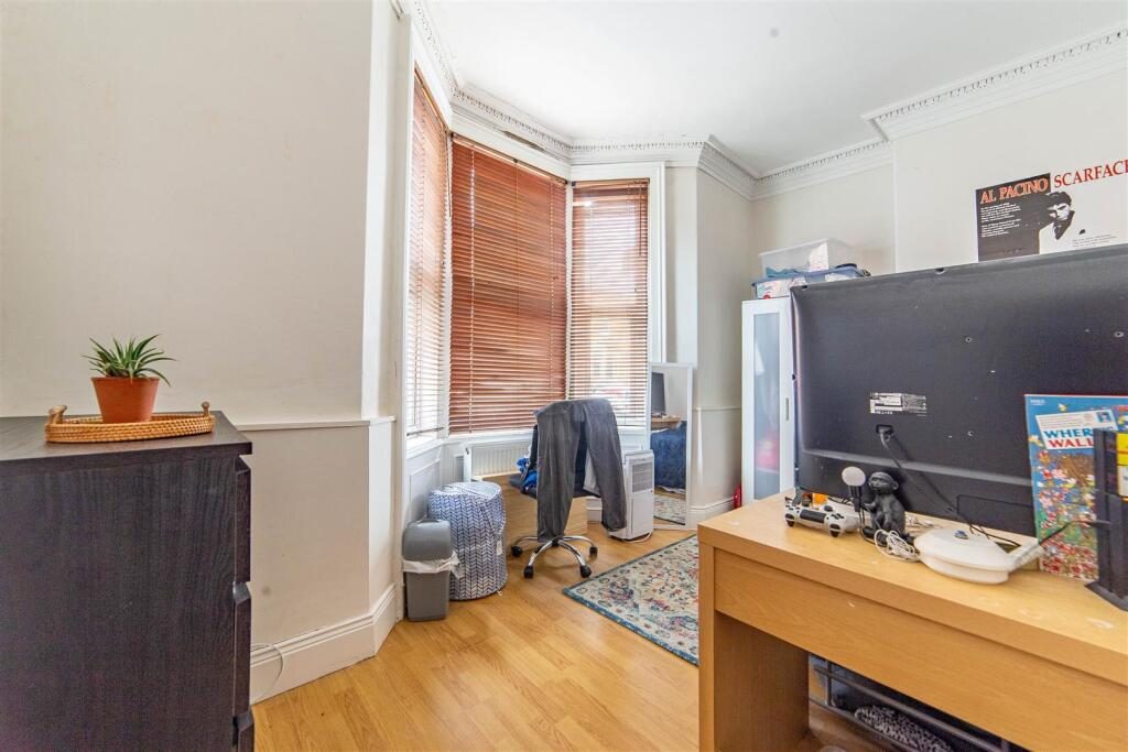 Thumbnail 8