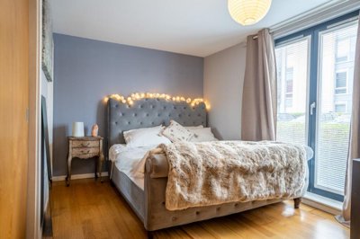 Property on Saltire Street, EH5 1PT