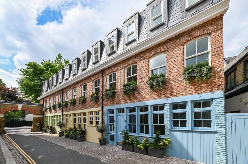 Terraced House