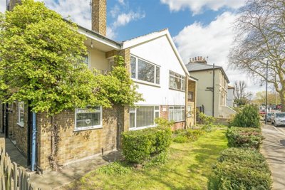 Property on Eltham Green, SE9 5LA