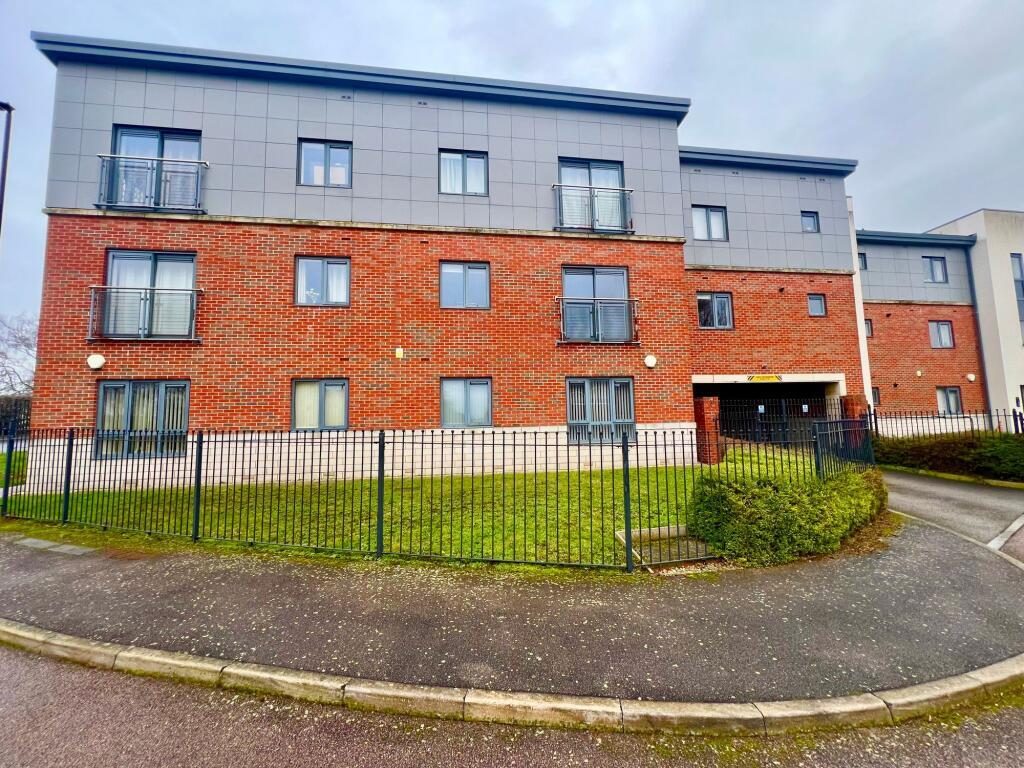 Property main image