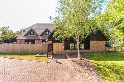 Property on RG31 7BW