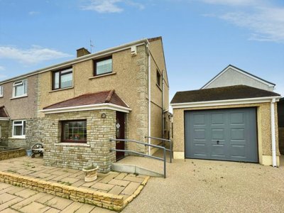 Property on Border Road, SA12 7EB