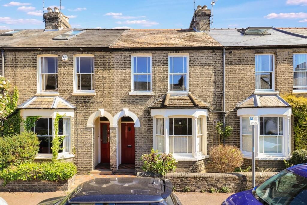 Terraced House