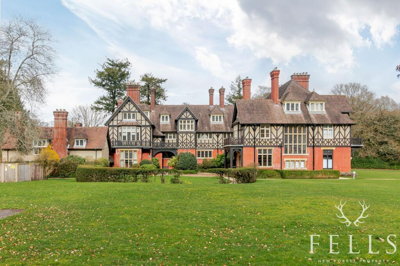 Property on Lyndhurst Road, SO43 7HB