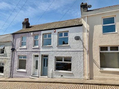 Property on College Park Place, PL3 4JG