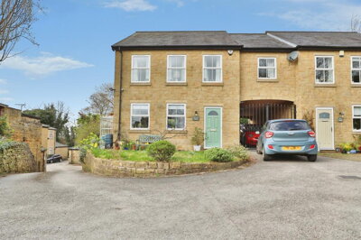 Property on St Anns Lane, LS4 2SG