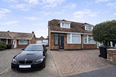 Property on Gosport Road, PO13 9DP